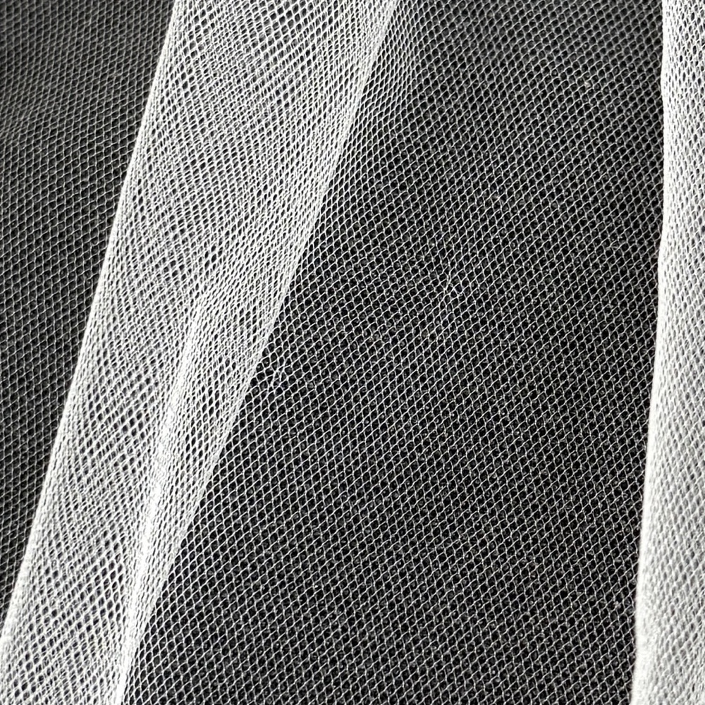 David's Bridal - Ivory Fingertip Veil - Picture 4 of 6